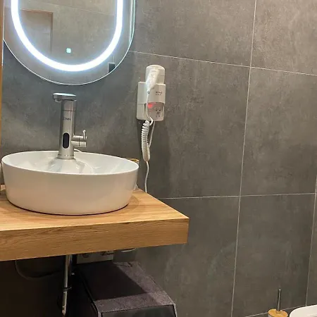 Royal Luxury Bihać